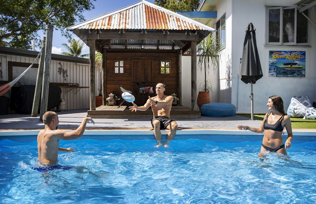 Bush Village Holiday Cabins - Photo 76