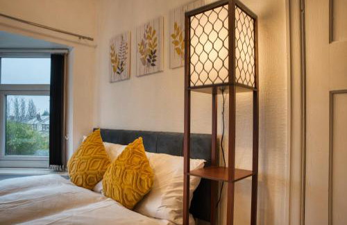 3 Bedrooms Sleeps 7 Free Parking - Foto 2
