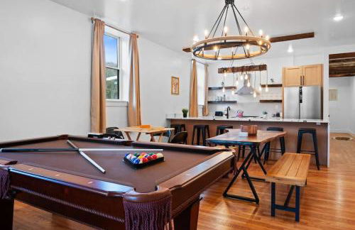 Pocono Summit Lodge Game Room & Family Fun - Foto 1