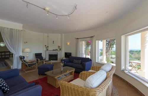 Villa with beautiful see views & spacious garden - Foto 12