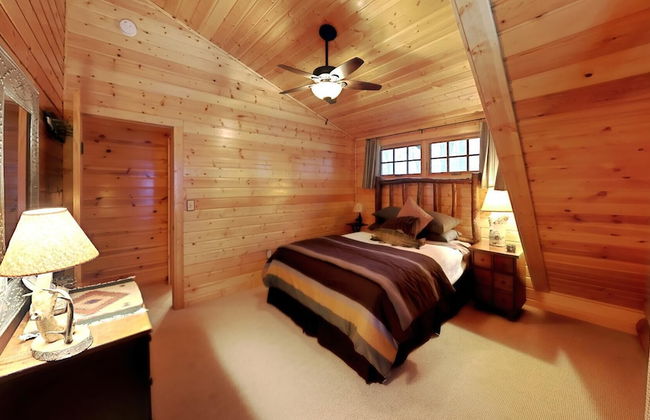 Grand View Log Cabin - Photo 2