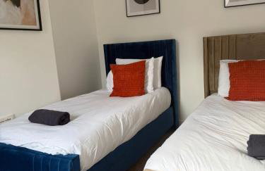 4-Bed Family Home - Steps from Nottingham Forest Ground - Foto 17