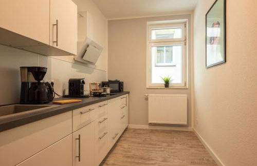 maremar - Design Apartment - Luxus Boxspringbett - Zentral - Küche - Arbeitsplatz - Highspeed WLAN - Foto 24