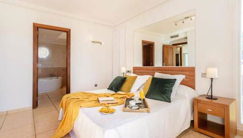 Villa by Ibiza with Pool, Sea Views BBQ - Foto 3