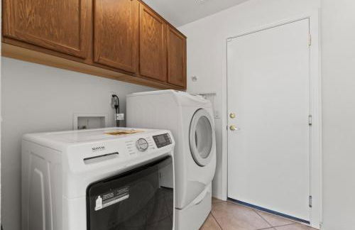 Pool Oasis 4Br Golf, Ping-Pong, Cornhole Retreat - Foto 18