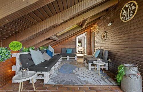 ALPENglück - Stylisches Dachgeschoss-Apartment mit Bergblick, großer Balkon & 3 Schlafzimmern - Foto 34
