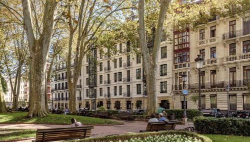 Batimont Suites & Apartments - Foto 3, Garden view