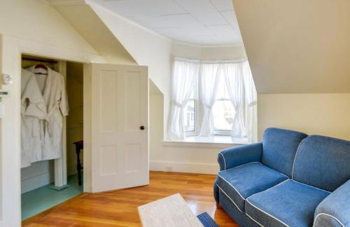 Walk to Downtown Saco from Cozy Coastal Apt - Photo 21