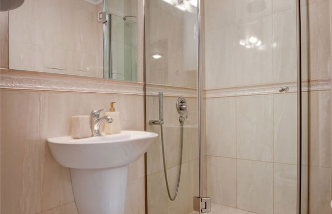 Esteban VIP Residence Club - Photo 37