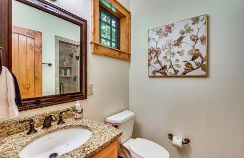 Luxe Trillium Home with Fire Pit, 5 Mi to Cashiers - Foto 23