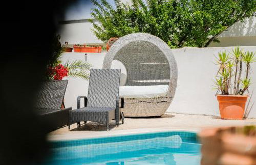 Deluxe 4BDR House W/ Pool by LovelyStay - Photo 25