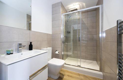 Chic Luxury Apartment near Old Trafford Stadiums Manchester - Foto 21