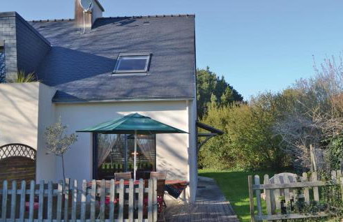 2 Bedroom Amazing Home In Plomeur - Foto 4