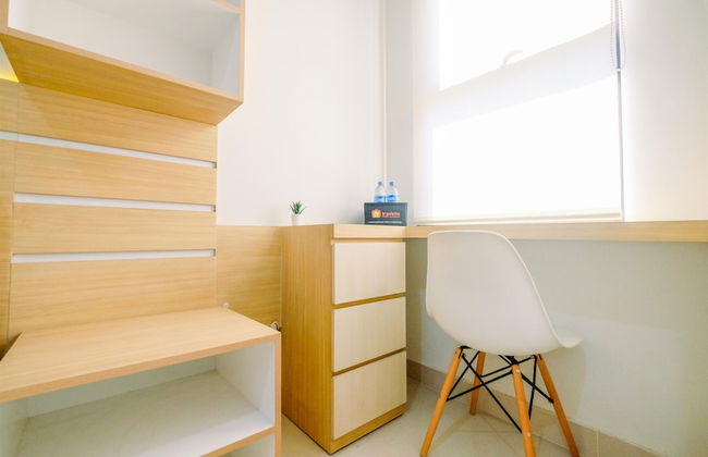 Homey And Well Design Studio Transpark Cibubur Apartment - Foto 25