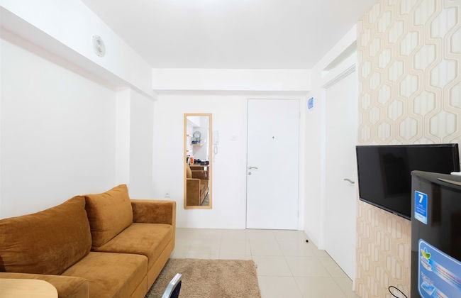 Cozy 2BR Bassura City Apartment with City View - Foto 1