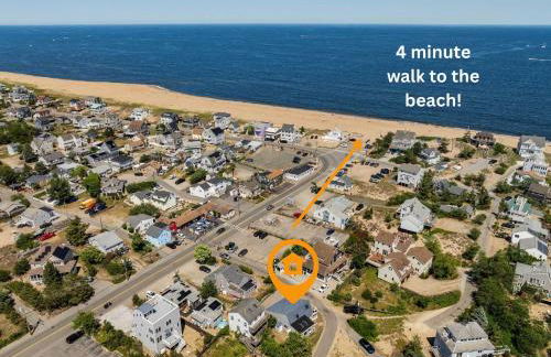 Beach Plum Cottage Steps to Beach Loft AC - Foto 1