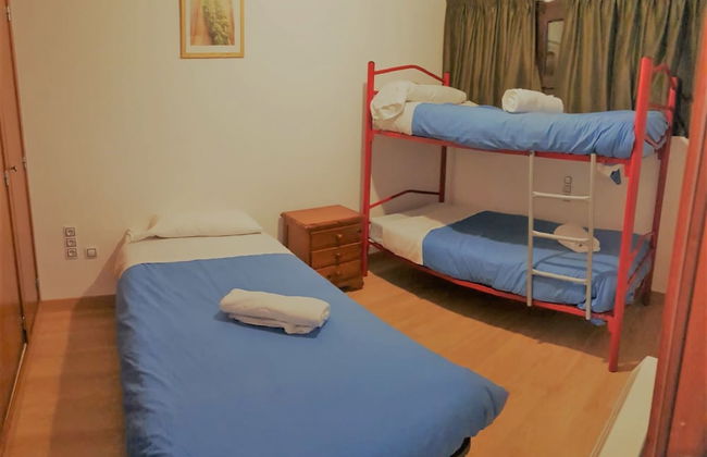 Todosierranevada Zona Baja Junto a los Telecabinas - Foto 35