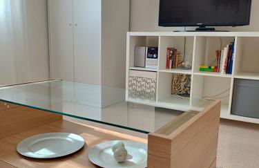 CENTER Santa Cruz, Alojamiento céntrico con gran terraza, cocina , salón y baños, todo privado - Foto 5