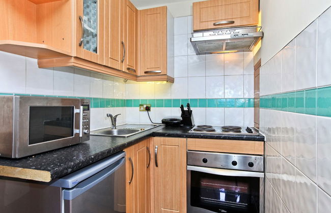 Baker Street Suites - Photo 66