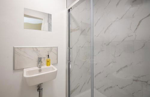 Northumberland Hot Tub Haven for 10 in 5 ensuite bedrooms - Photo 23