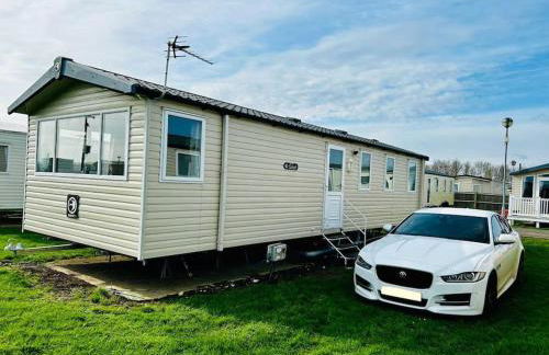 Charming Chamber with spacious relaxing area - Photo 13