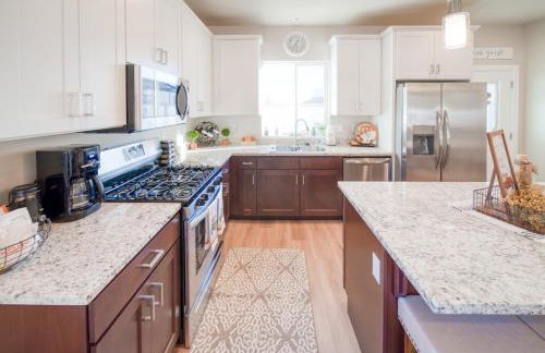 South Zion Coral Cliffs - 4 bed, 3 bath, hot tub, deck - Foto 6