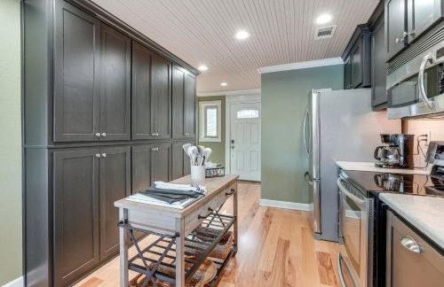 Lake Dardanelle Home with Dock! Fish On-Site - Foto 10