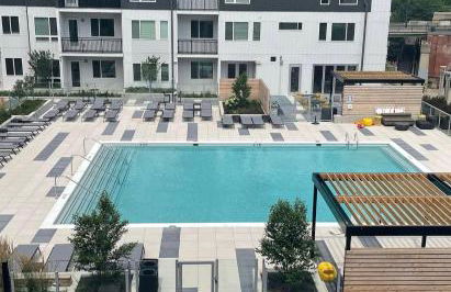 The 513 Flat! 1BR, 1Bath Apt with Pool and Riverfront View! Free Gated Parking! Only Steps from The banks & Stadiums! - Foto 42