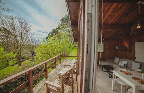 Timber Hill Self Catering Cedar Lodges - Foto 32