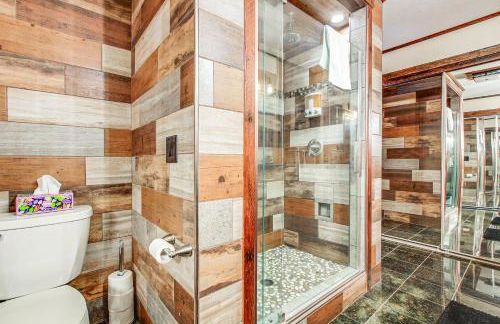 Waterfront Central Wisconsin Cabin with Indoor Pool! - Photo 18