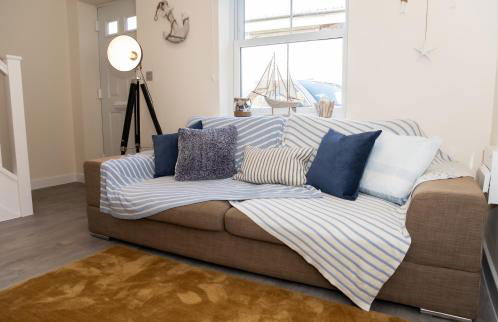 Lovely 2-bedroom Seaside Retreat with Free Parking - Foto 21