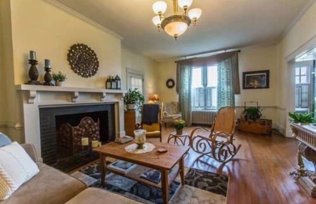 Garden Oasis Near Downtown - Photo 22