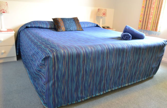 Dolphin Lodge - Photo 38