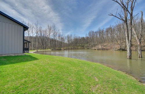 Family Retreat with Fire Pit and Yard in Mineral City - Foto 24