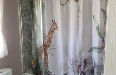 Kensington House- The Perfect home for contractor stays - Foto 10