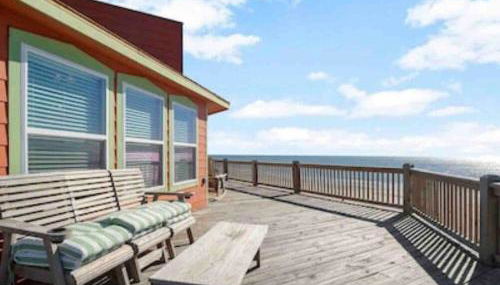 Stunning Beachfront 3 Bedroom Home, CoralMoonBeach - Foto 2