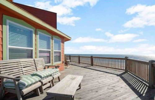 Stunning Beachfront 3 Bedroom Home, CoralMoonBeach - Foto 2