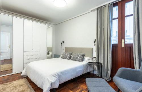 Charming 4 Double Bed Steps from the Old Town - Foto 9