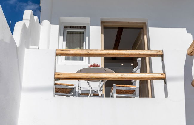 Depis Luxury Suites - Photo 61