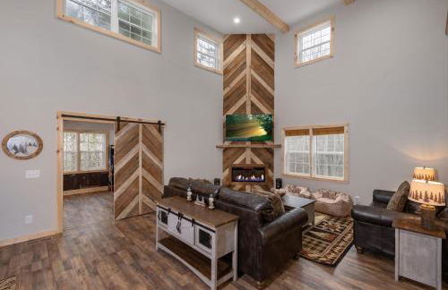 Boone Getaway Dog Friendly, Hot Tub, Fire Pit! - Foto 7