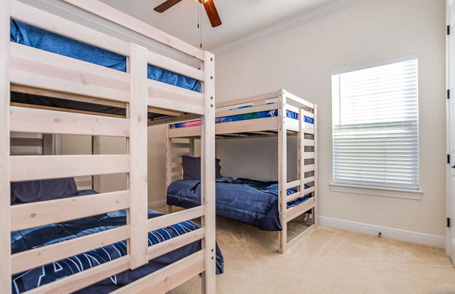 Elegant 5 BD, 5 BH Villa - Foto 39