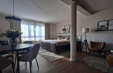 KELLER APARTMENT l 30 - Photo 1