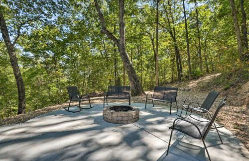 Secluded Table Rock LakeandBranson Cabin with Hot Tub! - Foto 26
