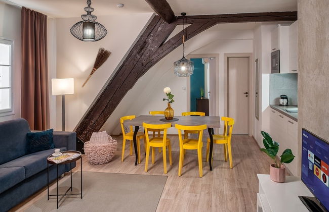 7 Tales Apartments by Adrez Living - Photo 33