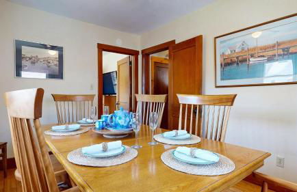 Hank's Hideaway by Bayley Vacation Rentals - Foto 14