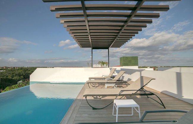 Comfortable, Spacious Penthouse- 2 Bedrooms- 7 People - Photo 13