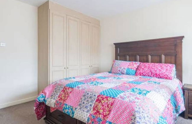 Modern 4 Bedroom Detached House in Cardiff - Foto 4