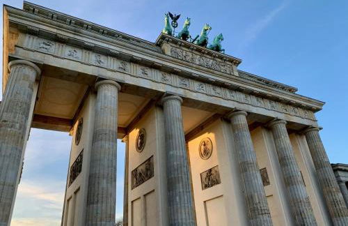 Exklusive Luxus-Unterkunft in Berlin Mitte: 2 Apartments, 130m², Designer-Möbel, Co2 neutrale Reinigung - Foto 45