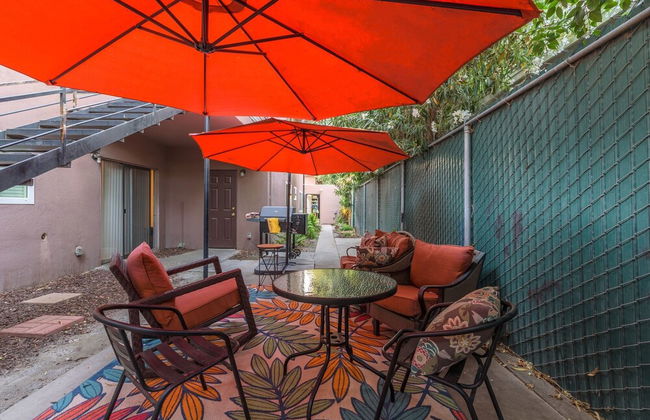 Longer Stay for Travelers Blocks from Hospital and Downtown Security Gates - Foto 45