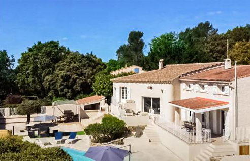 Nice Home In Ste-Anastasie-Sissole - Photo 2